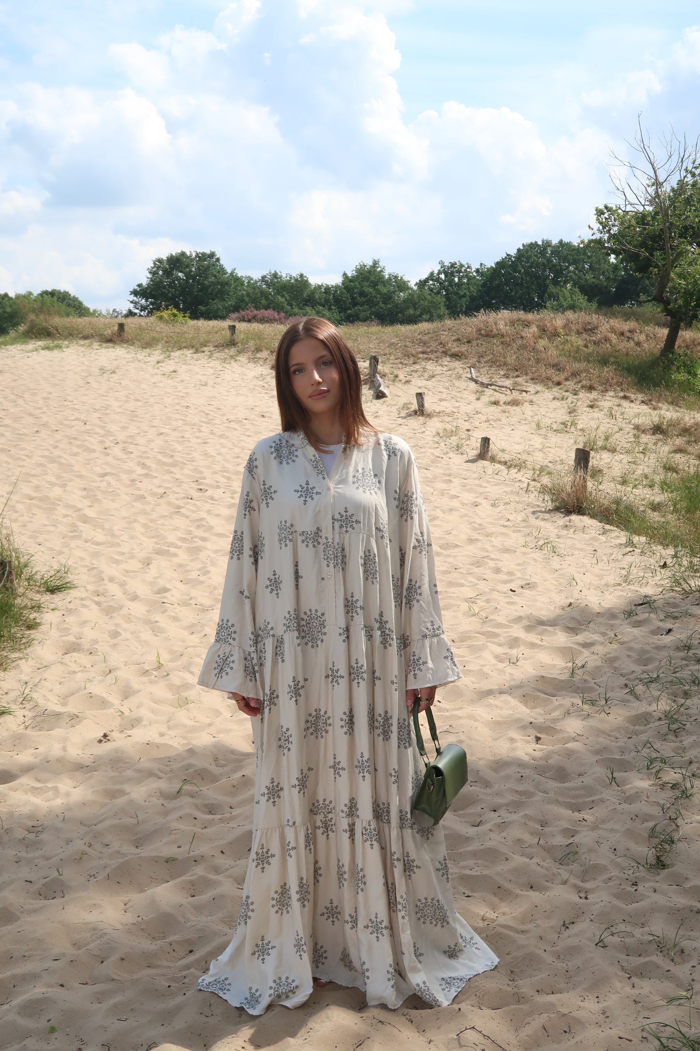 Maxi dress with pattern white