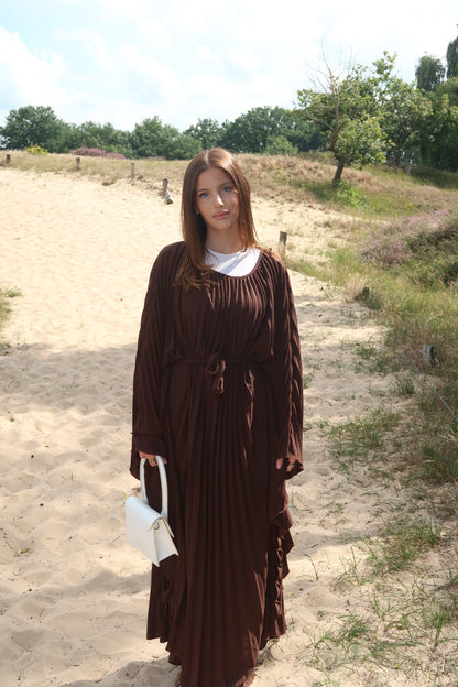 Plissiertes Maxikleid in Braun