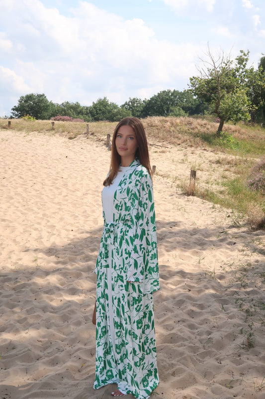 Day Dress in weiß mit grünen Muster und weißer Bluse